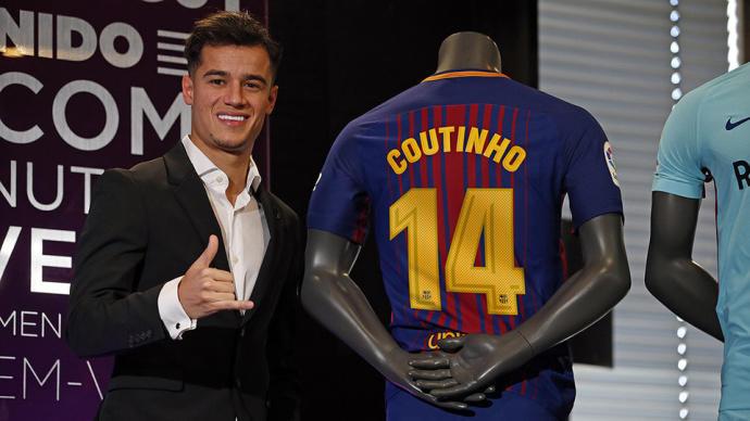 Coutinho trägt Barcelona Nr. 14 Fußballtrikot